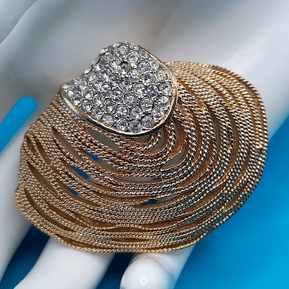 Vintage Craft Seashell Rhinestone Brooch, 1970s, 1 3/4" - Picture 2 of 12